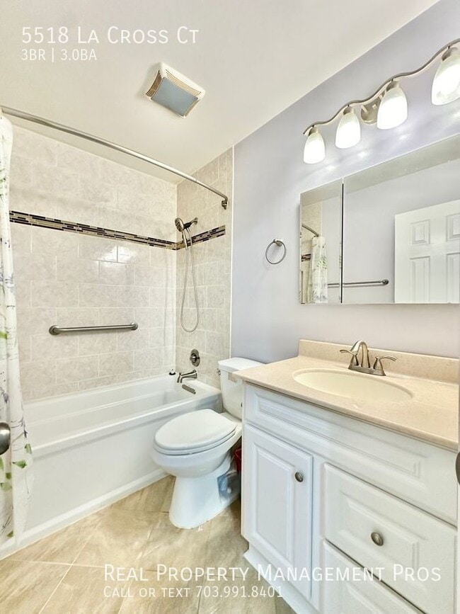 Building Photo - 5518 La Cross Ct