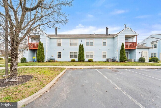 Building Photo - 509 Cascade Ct