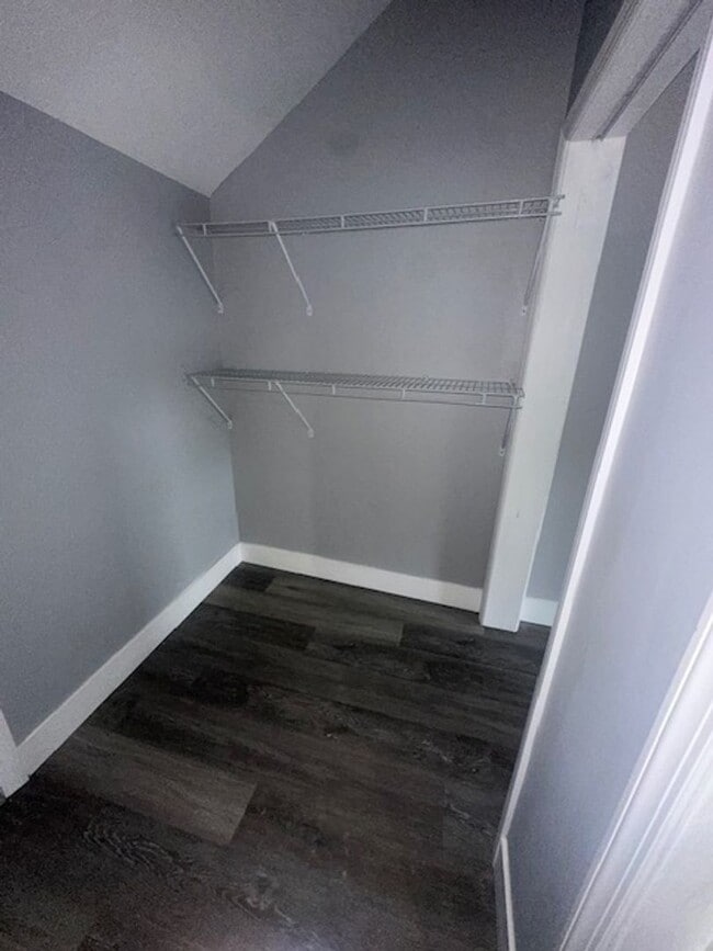 Building Photo - Stunning Fully Remodeled Home in Friendship – Modern Finishes & Prime Location!