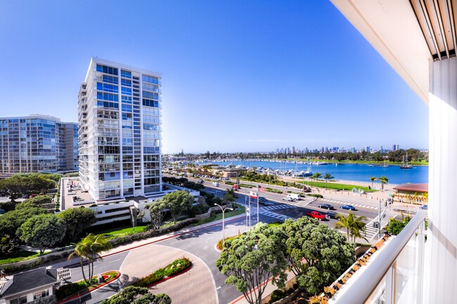 Building Photo - 1710 Avenida Del Mundo