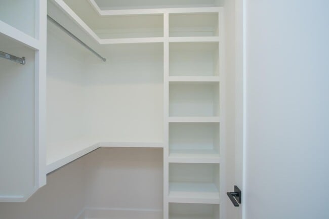 Building Photo - 1611 Century St