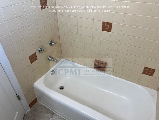 Building Photo - 732 S J St