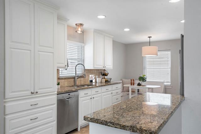 Building Photo - 10615 Larchfield Ln
