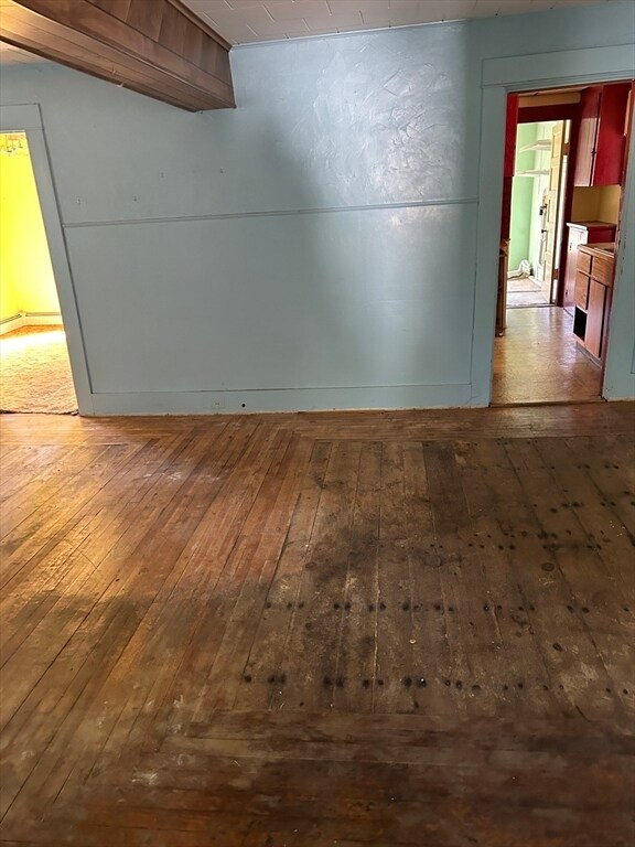 Building Photo - 12 Central St