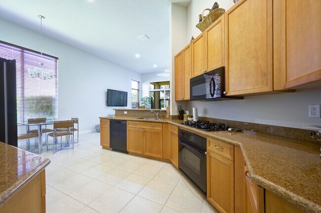 Building Photo - 112 Andalusia Way