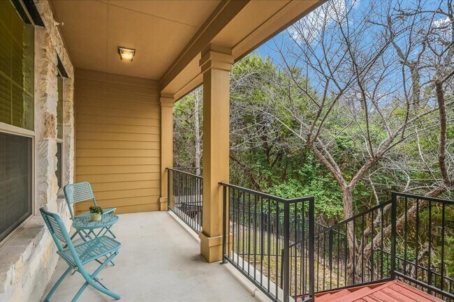Building Photo - 1310 W Parmer Ln
