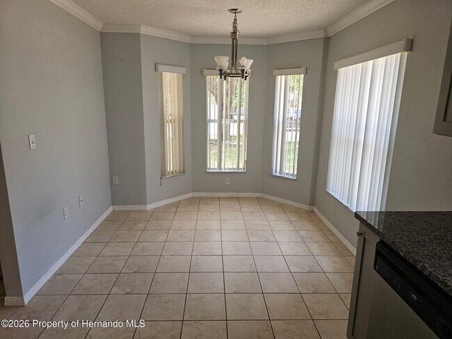 Building Photo - 7477 Canterbury St