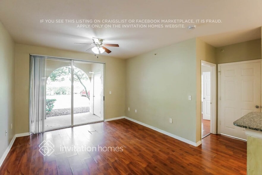 Building Photo - 2548 Centergate Dr