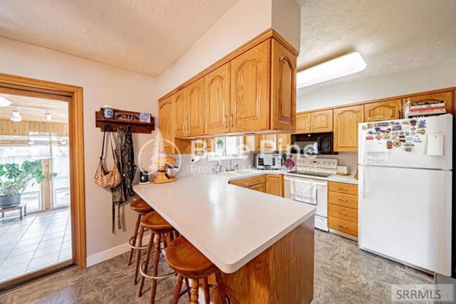 Building Photo - 648 Buckboard Ln