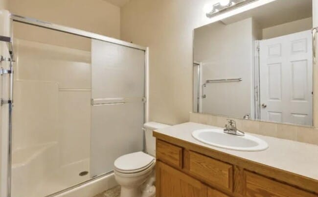 Building Photo - 126 Beacon Way
