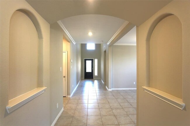 Building Photo - 19218 Presa Canyon Dr