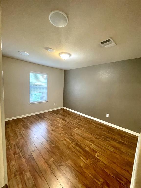 Building Photo - 4235 Fairmeadow Dr