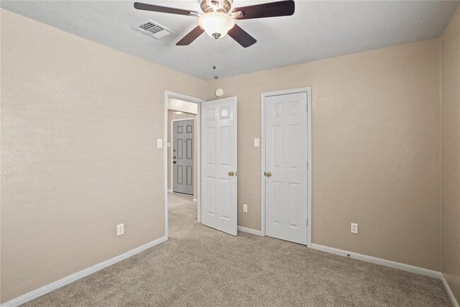 Building Photo - 8922 Green Castle Way
