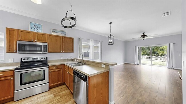 Building Photo - 7853 Bristol Park Dr