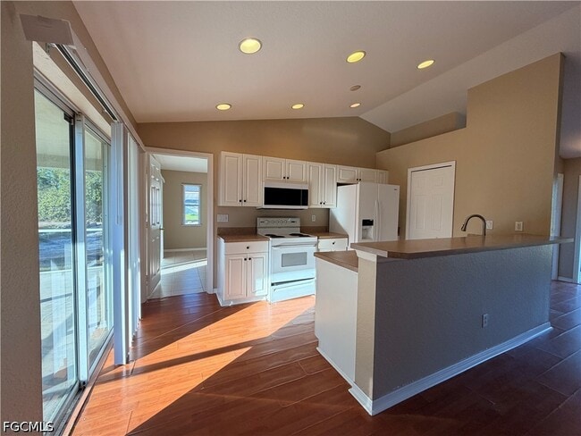 Building Photo - 1040 Grant Blvd