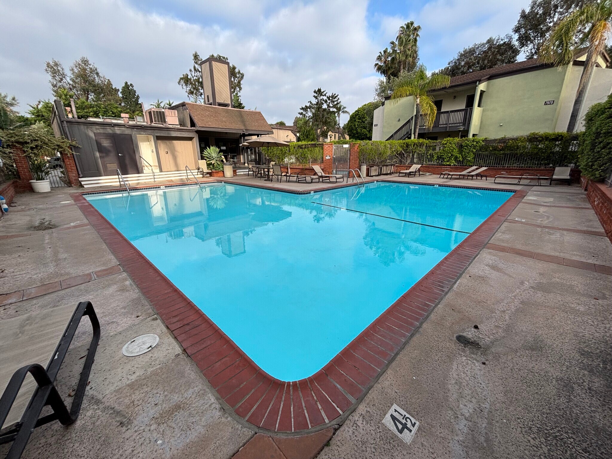 Building Photo - 7972 Mission Center Ct
