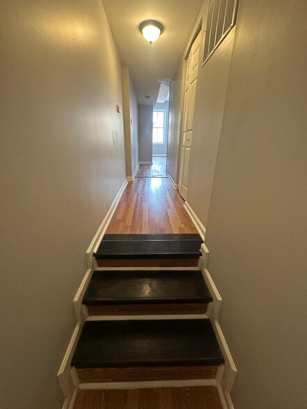 Building Photo - 1426 Madison Ave