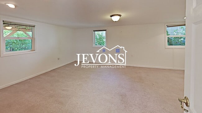 Building Photo - Beautiful two-story home in a walkable area near dining, shopping, entertainment and schools!