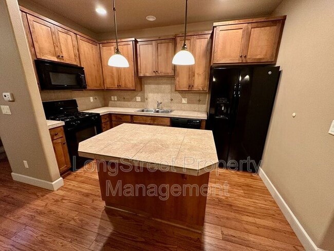 Building Photo - 14234 Murren Way