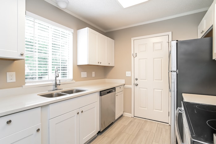 Building Photo - 7405 Ginger Spice Ln
