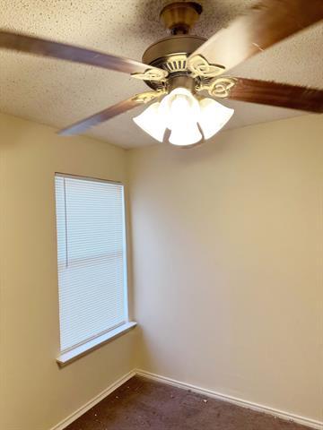Building Photo - 912 Fairbanks Cir