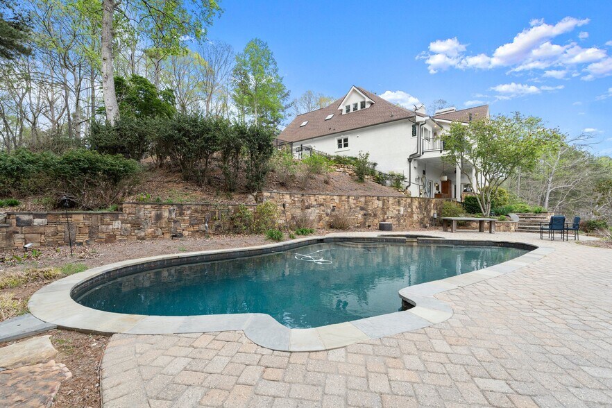 Building Photo - 845 Cold Harbor Dr