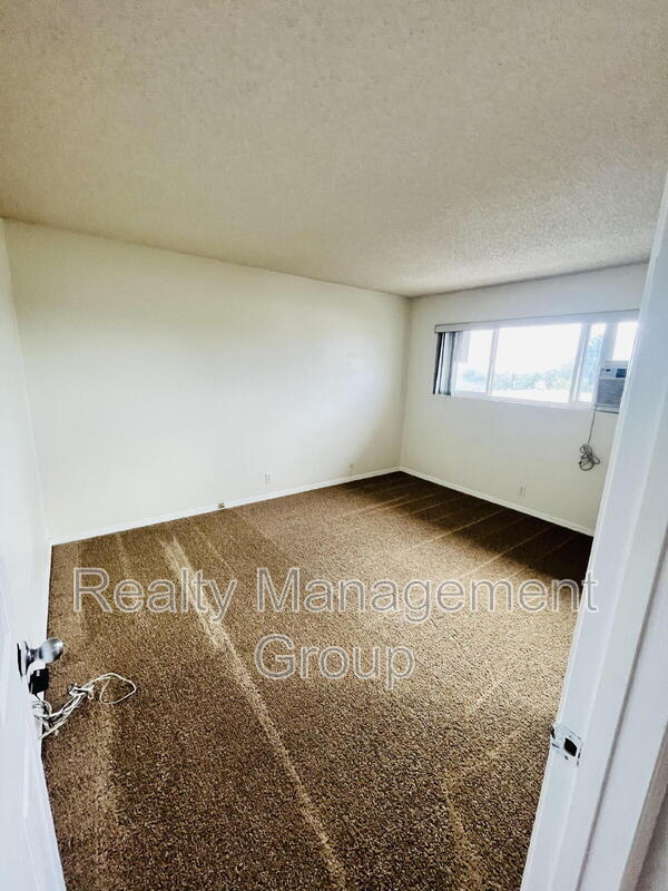 Building Photo - 4800 Williamsburg Ln