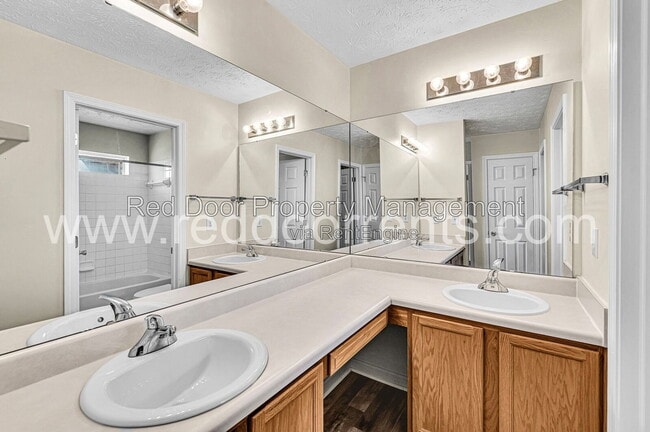 Building Photo - 4948 Potomac Square Pl