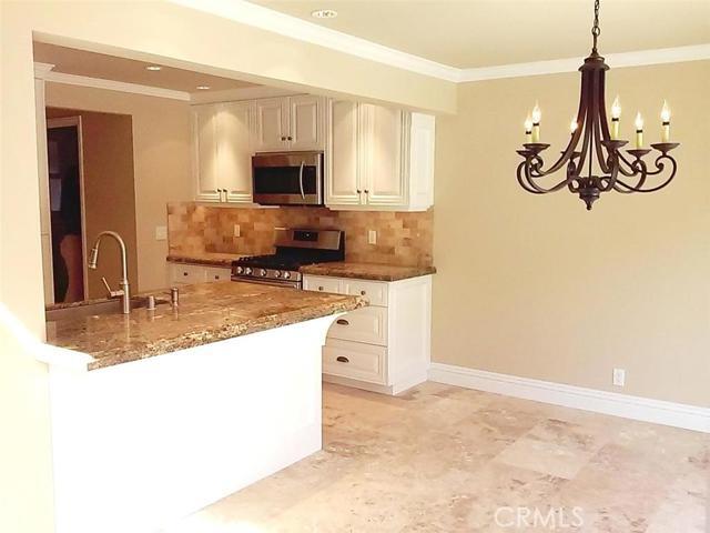 Building Photo - 608 Amber Dr