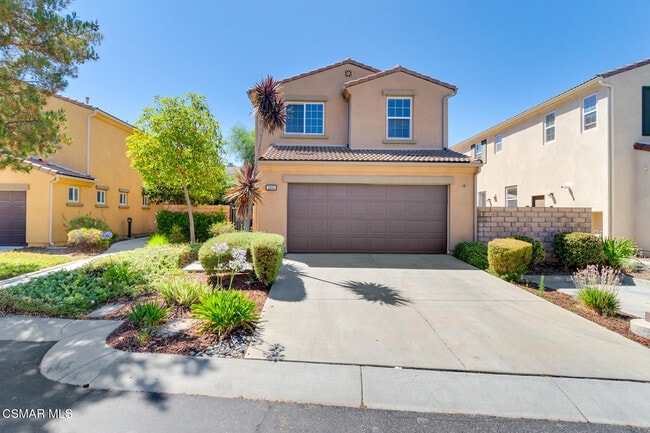 Building Photo - 2952 Palmera Ln