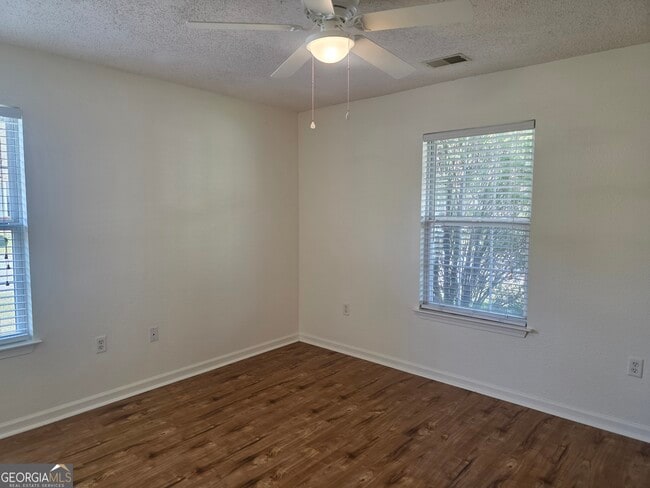 Building Photo - 4009 Winfield Dr