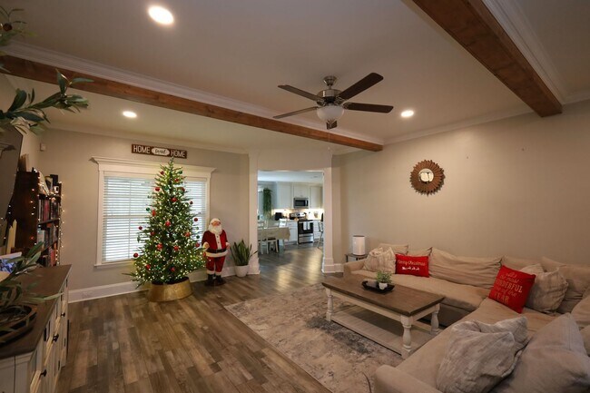 Building Photo - 3816 Renee Pl