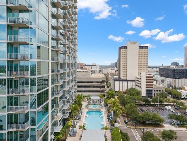 Building Photo - 777 N Ashley Dr