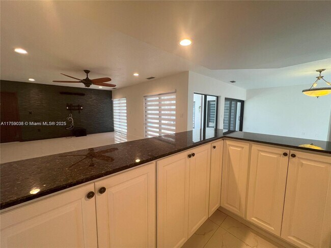 Building Photo - 8735 SW 54th St