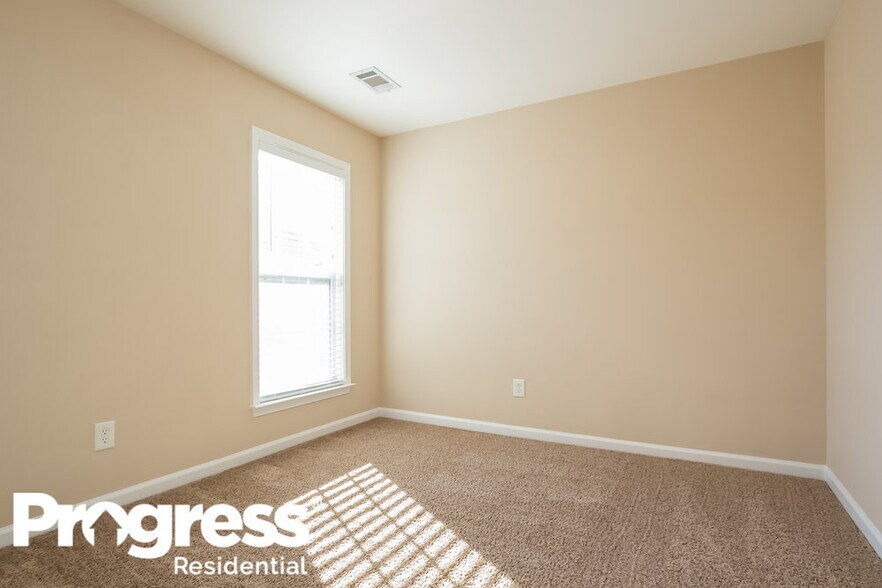 Building Photo - 946 Idlewood Dr