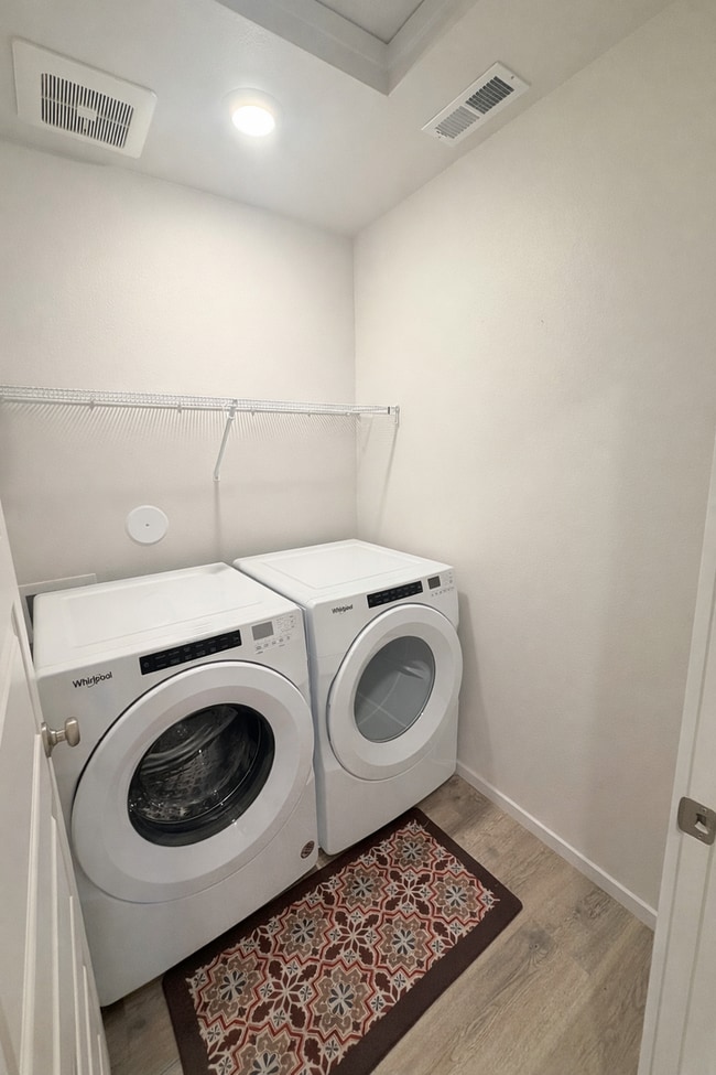 Building Photo - 3668 Keller Ln