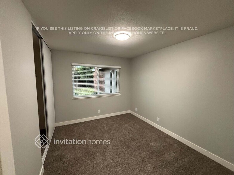 Building Photo - 8330 Old Ranch Rd