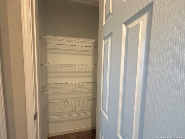 Building Photo - 2652 Middle Br Bnd