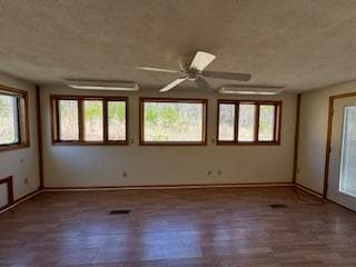 Building Photo - 232 Frying Pan Hollow Rd