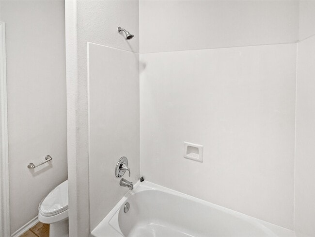 Building Photo - 21910 Whispering Daisy Ct