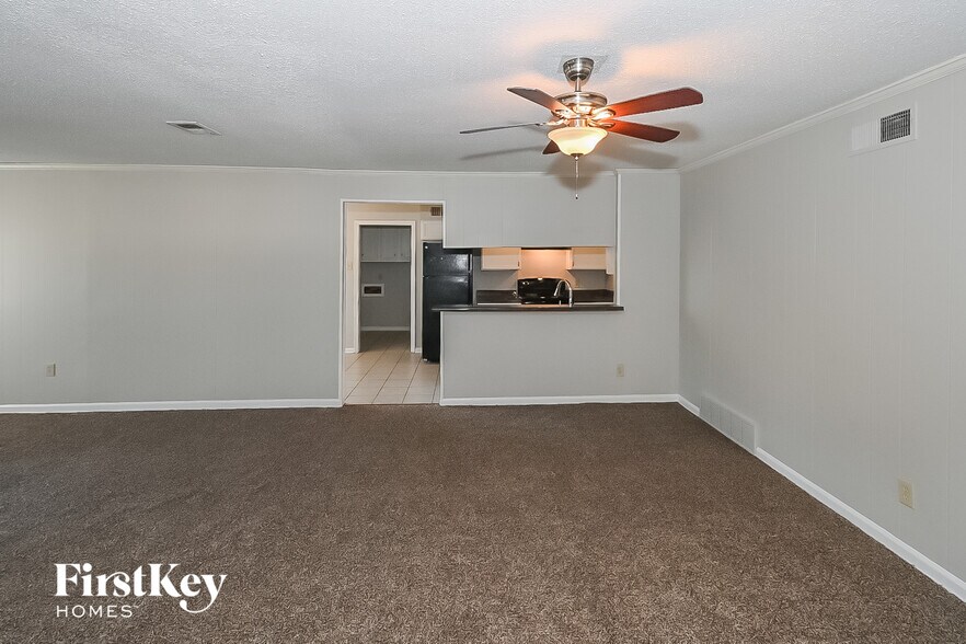 Building Photo - 3148 Glen Echo Dr