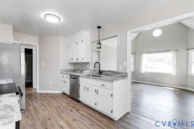 Building Photo - 3524 E Chagford Terrace