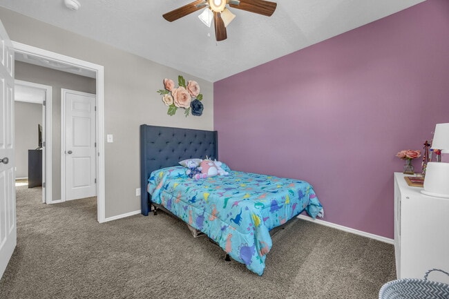 Building Photo - 5419 S 4125 W
