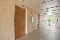 Building Photo - 8255 Ibis Club Dr