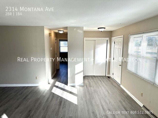 Building Photo - 2314 Montana Ave