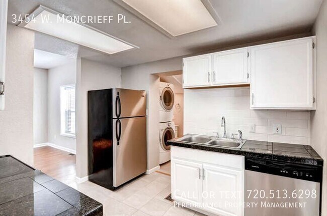 Building Photo - 3454 W Moncrieff Pl