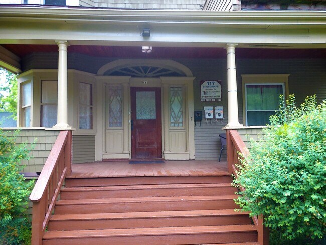 Building Photo - 117 Concord Pl