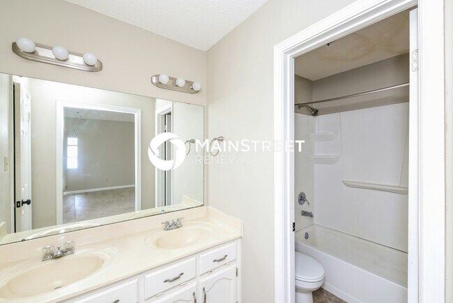 Building Photo - 3 Bedroom Pet-Friendly Home in Memphis, TN...