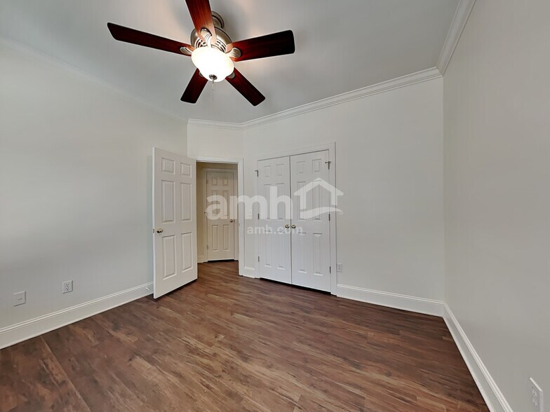 Building Photo - 6503 Barwick Ct