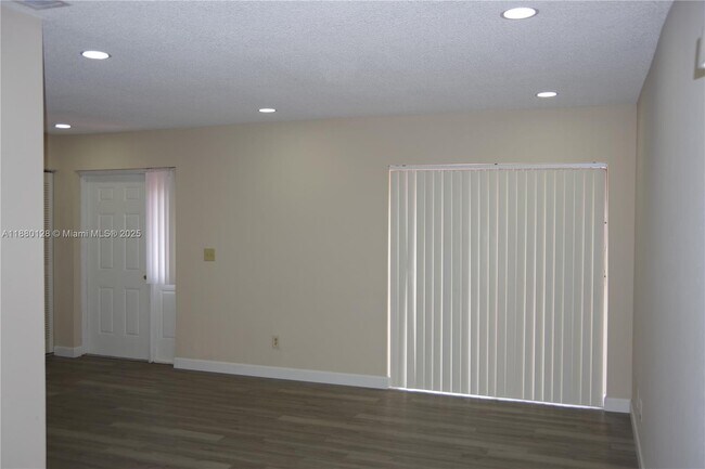 Building Photo - 2113 NW 59th Terrace